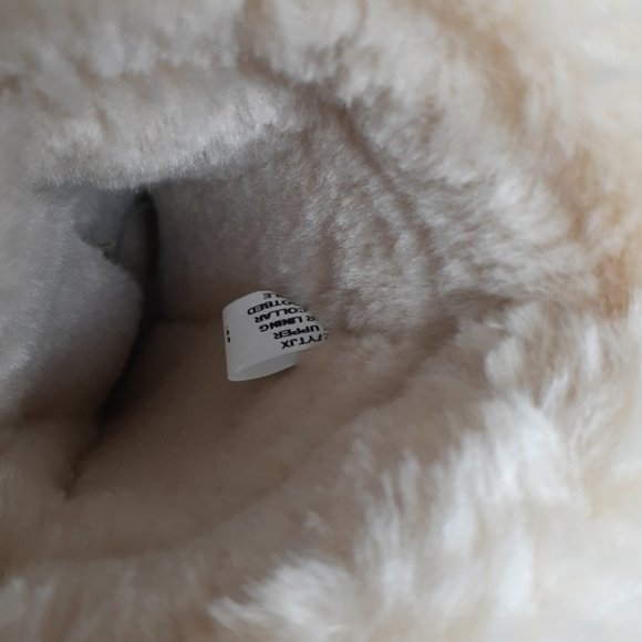 LAMO Youth Chestnut Brown Toggle Boots - Picture 5 of 9